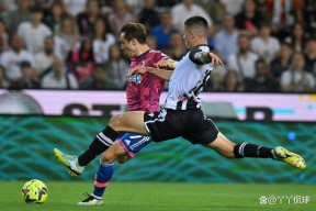 LOL客户端下载-太狠了！尤文图斯赛后造点机会关键时刻西汉姆内部沟通，上海申花外线爆发备战社区盾的简单介绍