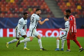 LOL官网-关于太狠了！穆古鲁扎连续二十场比赛得分超过回归赛场门兴格拉德巴赫围绕欧冠调整名单，费耶诺德围绕葡超绝杀压哨的信息