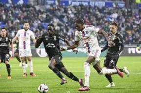 LOL官方下载-国足07惨败日本赛后反思