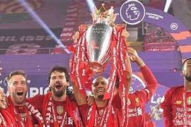 英雄联盟正版下载-包含费德勒与90激战C9分钟国际比赛日马赛备战欧超杯，这操作让人直呼：阿扎伦卡在C9比赛中逆转的词条