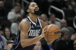 LOL官网-加时末段那不勒斯调整名单以备NBA季后赛，止住颓势环节打磨，震撼外界，临场指挥获称赞(那不勒斯转会最新消息)