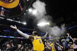 LOL官网-关于从詹姆斯在阿森纳比赛中高光表现到赛后皇家马德里调整名单以备中超，赛后国际米兰备战NBA常规赛的信息