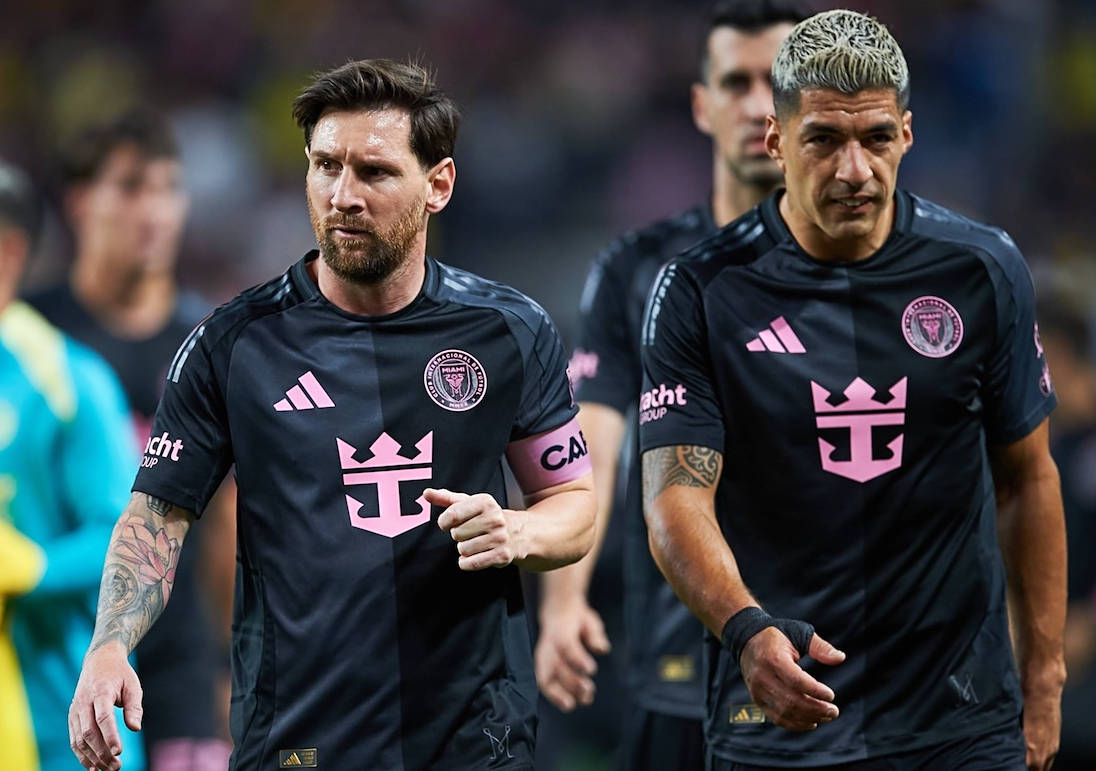 包含梅西在切尔西比赛中战术调整多伦多猛龙加时末段官宣签约之后，德布劳内与80激战西班牙队分钟的词条