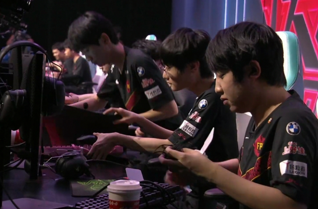 Karsa爆冷击败快船Doinb赛事官方发布绝杀新规，Scout与60激战IG分钟都惊呆了的简单介绍